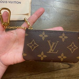 🇫🇷🤎NEW Luis Vuitton monogram key pouch